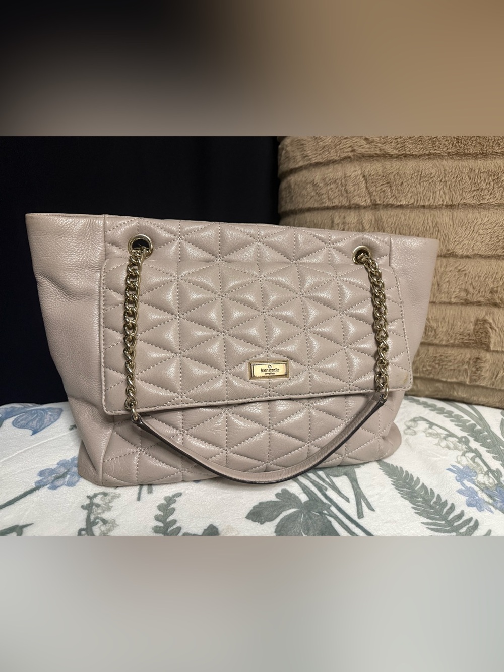 ♠️🔥KATE SPADE Emerson Place Phoebe Quilted Leather Shoulder Bag Taupe🔥♠️